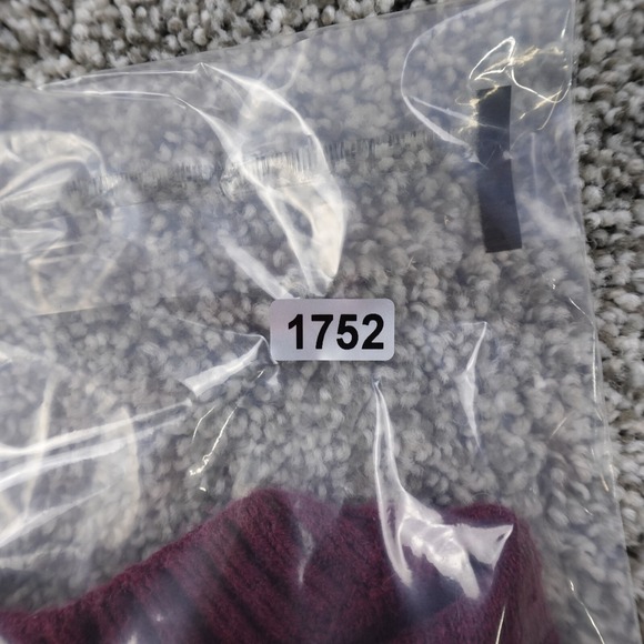 Hollister Sweater Mens M Red Pullover Knit Crewneck Sweatshirt Casual Preppy HCO - Picture 9 of 9